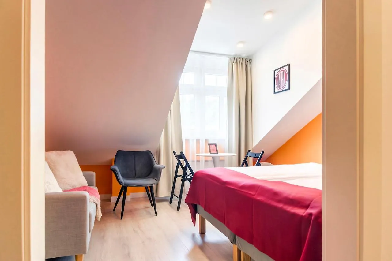 Revelton Studios Prag Apart Otel
